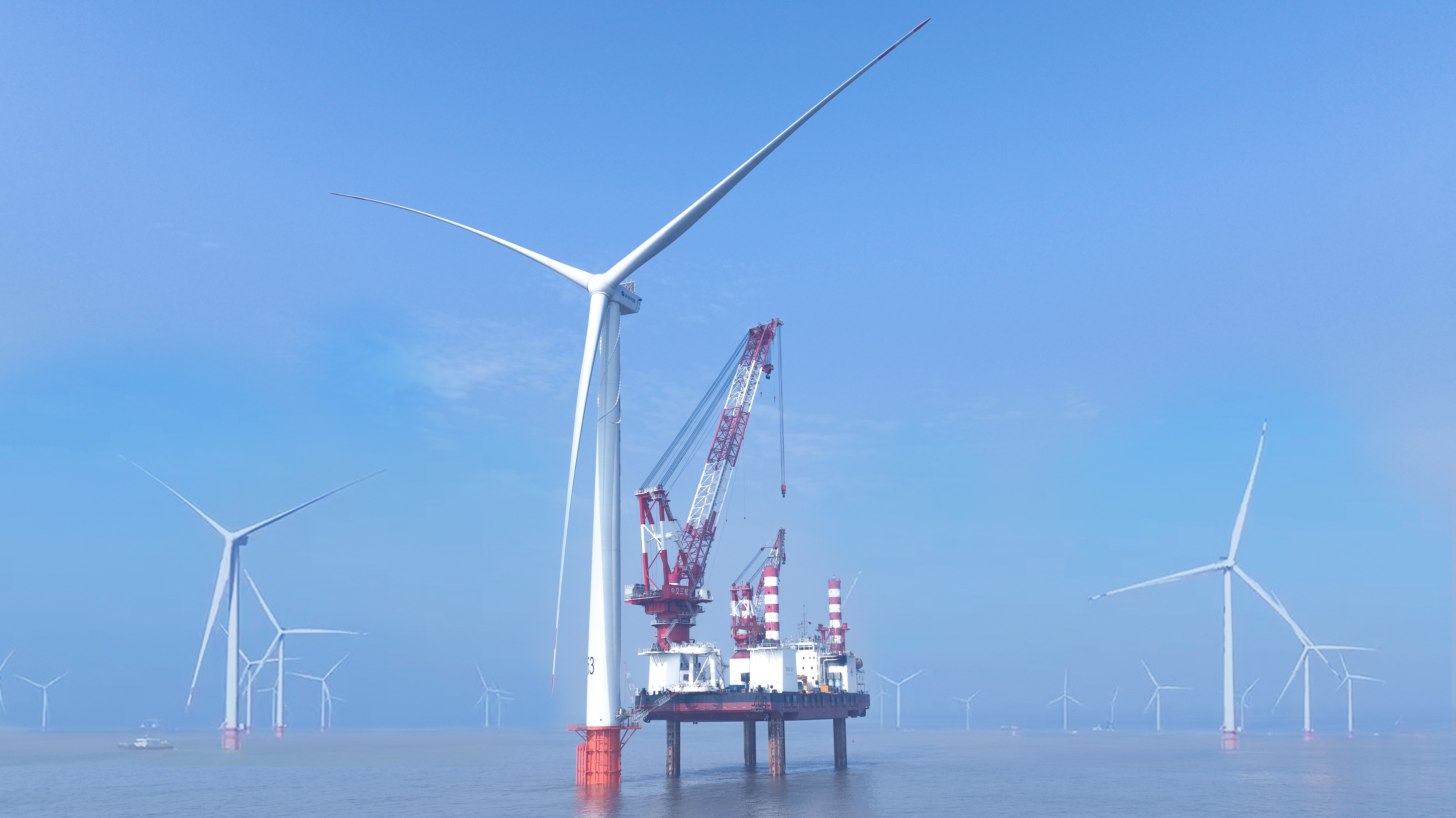 天下前三、全球前四！7790必发集团股份2023年新增装机容量刷新历史好效果